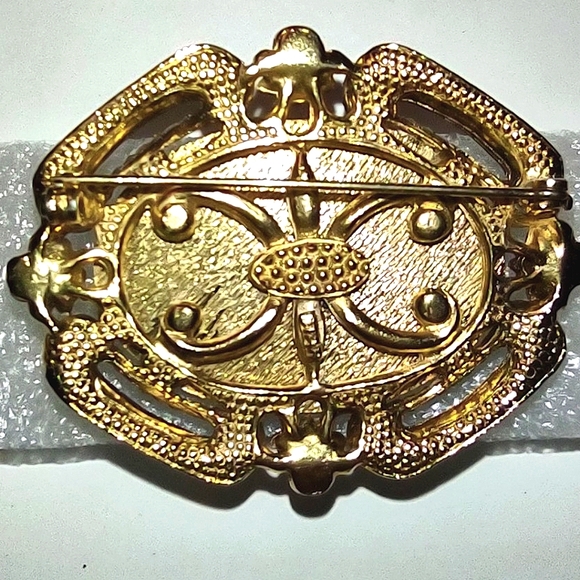 Vintage Avon Pink Porcelain Rose & Enamel Brooch - Picture 4 of 10